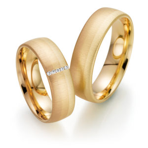 Mattgoldene Eheringe