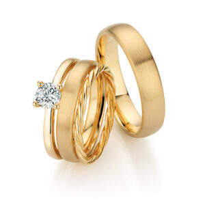 Goldhochzeitspaar mit Diamant