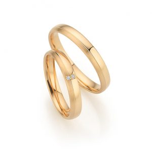 FischerTrauringe_Classics_38-43316-035_Hoffnungslicht_rgb