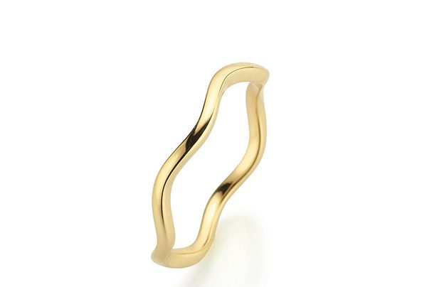 Goldring mit Wellenform aus Weißgold