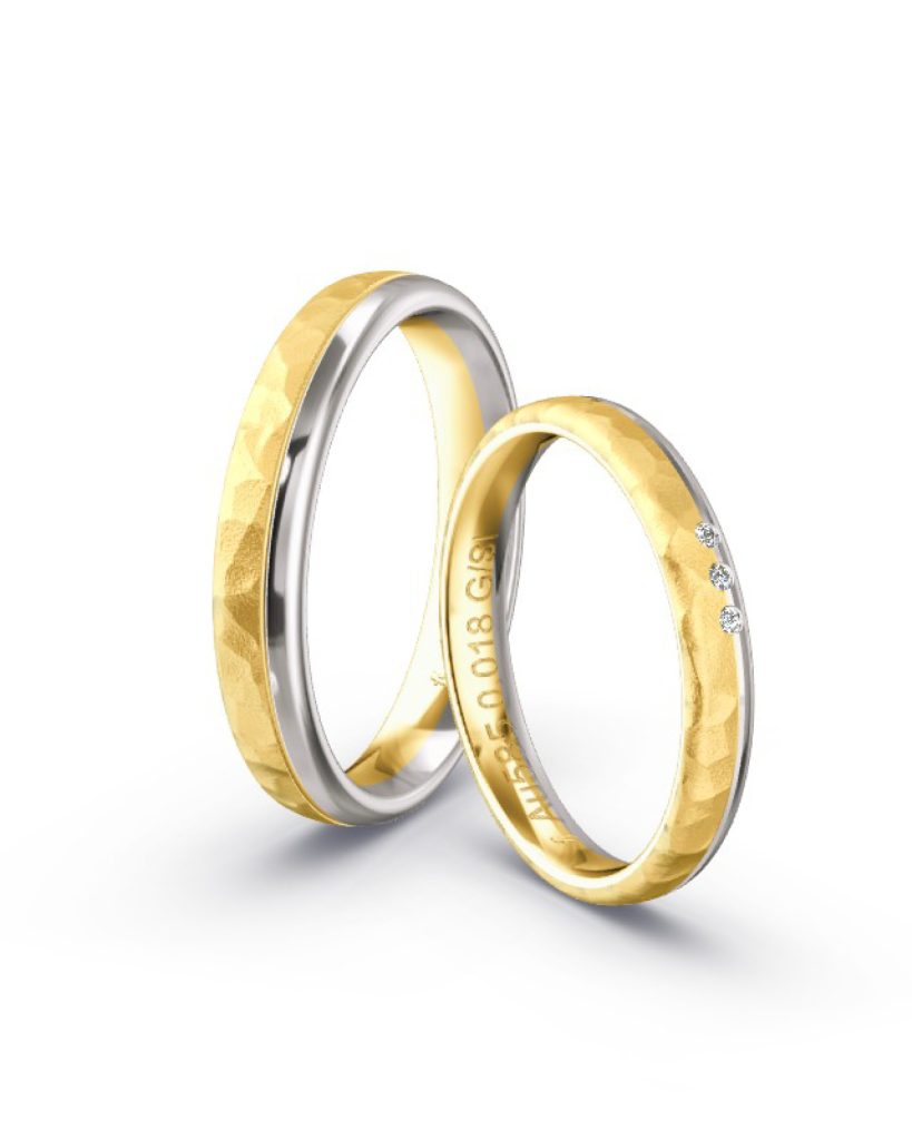 Ringe in Gelbgold Borke und Weißgold poliert der Damenring ist mit 3 Brillanten besetzt