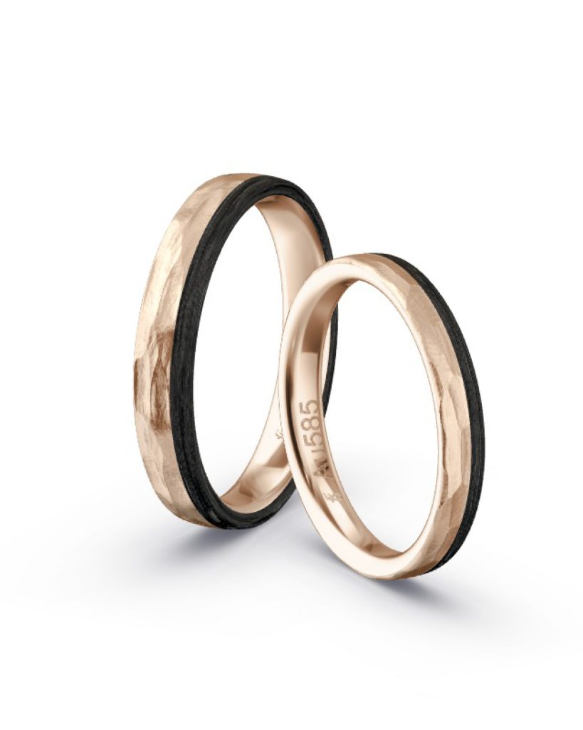 Caramelgold Oberfläche Rinde Carbon Fuge rechts