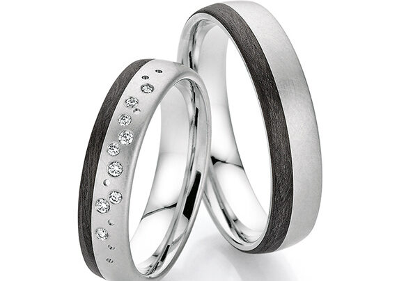 Rubbed Matt Ring Surface on a Pair of Wedding Rings by Fischer Trauringe, Model A Star Is Born
