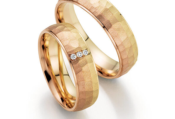 Bark Ring Surface on a Pair of Wedding Rings by Fischer Trauringe, Model Farbdreiklang